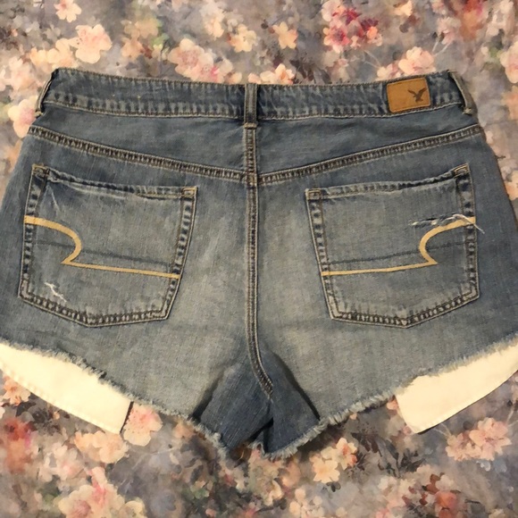 (2) Pairs of American Eagle Jean Shorts - Picture 7 of 9